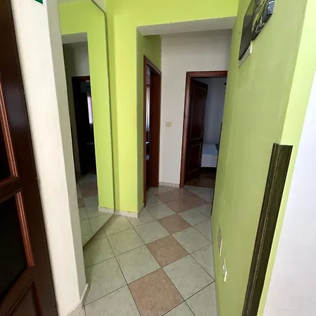 Luna Apartment